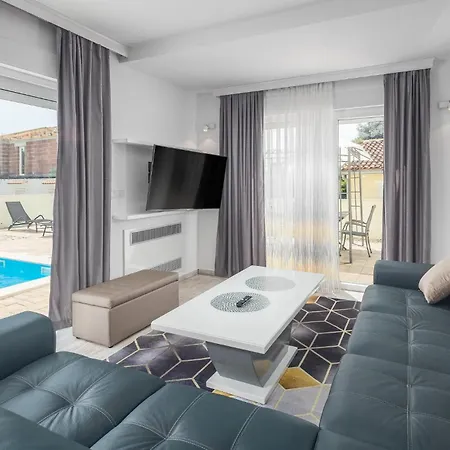 Holiday home Amazing In With Outdoor Swimming Pool *